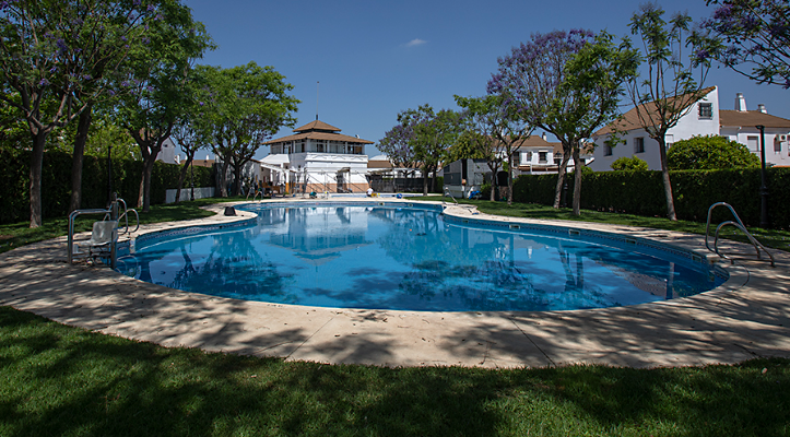 Apertura de la piscina mañana jueves 16, a las 12'00