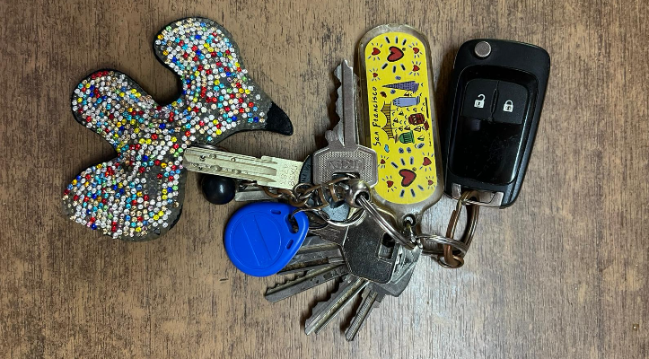 Llaves encontradas en la puerta 1